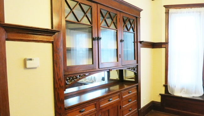 Original Built-ins - 2900 N Prospect Ave