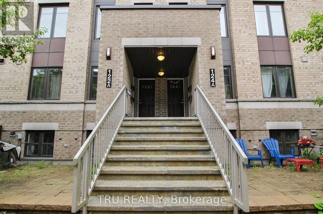 Building Photo - 122 Lindenshade Dr