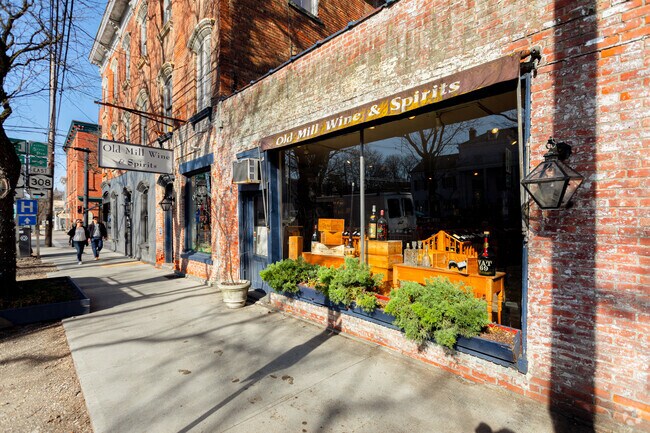 Old Mill wine & Spirits on Rhinebeck Mercantile