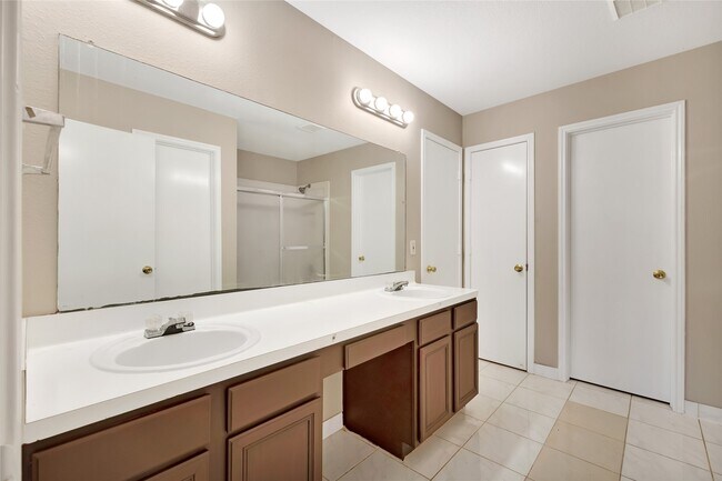 Foto del edificio - 11019 Cayman Mist Dr