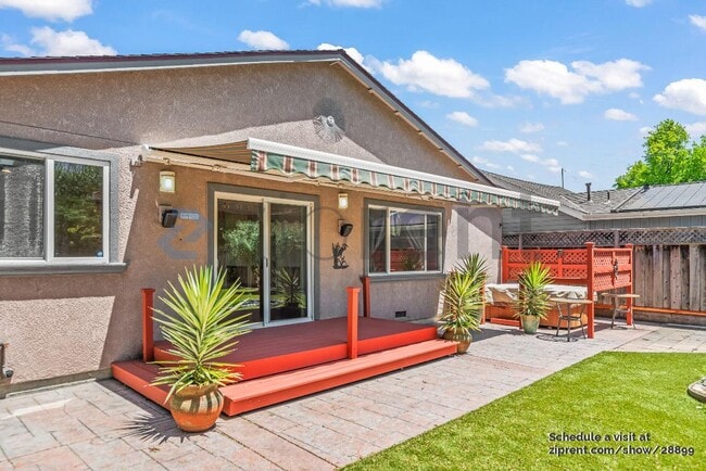 Foto del edificio - 41345 Roberts Ave