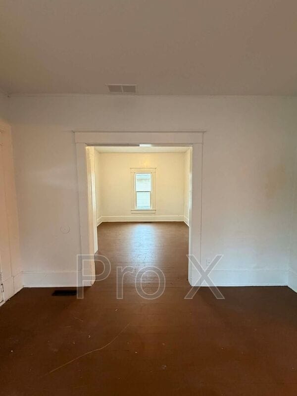 Foto del edificio - 1727 S Empire Ave