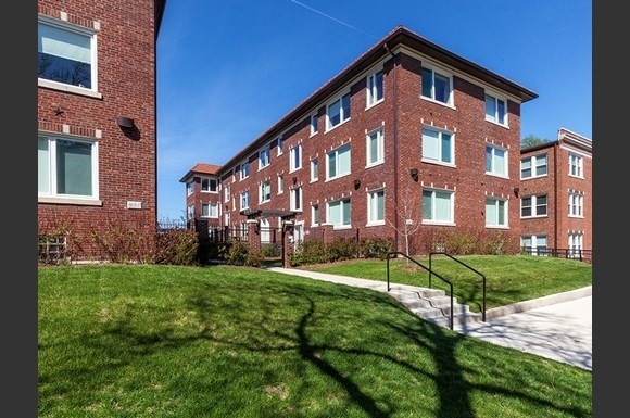 Primary Photo - 6609-6617 Washington Ave