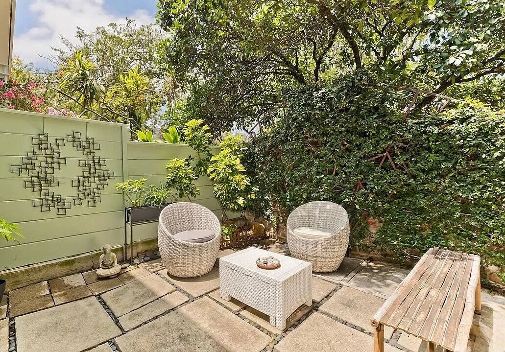 Private patio - 5587 Village Grn (Los Angeles, CA)