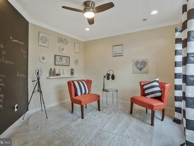 Foto del edificio - 2183 Potomac Club Pkwy