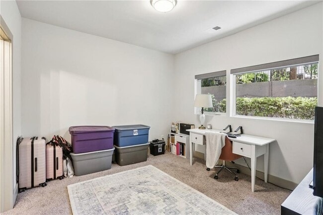 Foto del edificio - 1153 Reynolds Square Ln