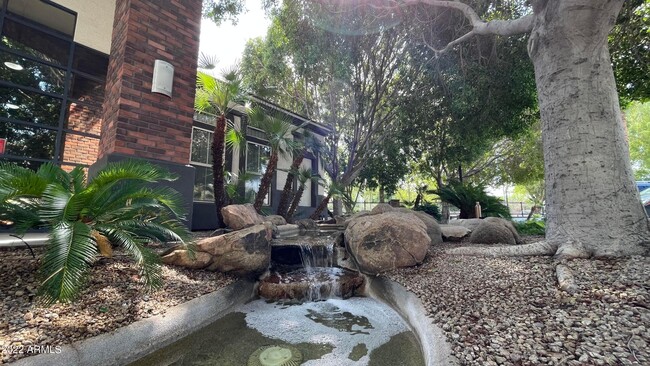 Building Photo - 3302 N 7th St