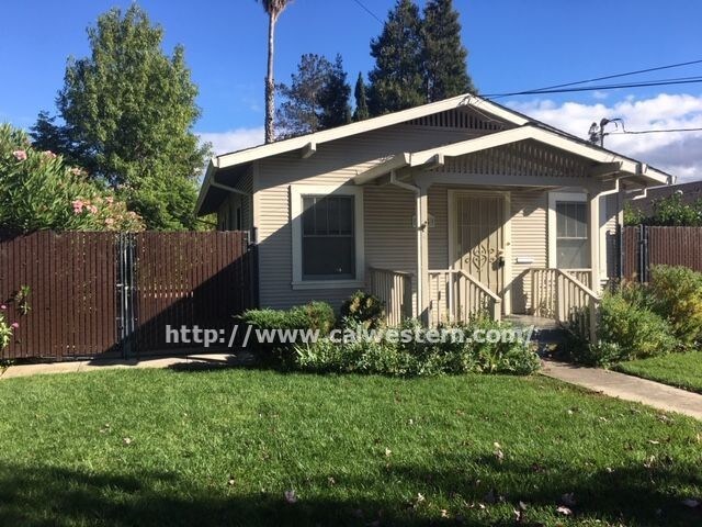 Building Photo - 515 Pettis Ave