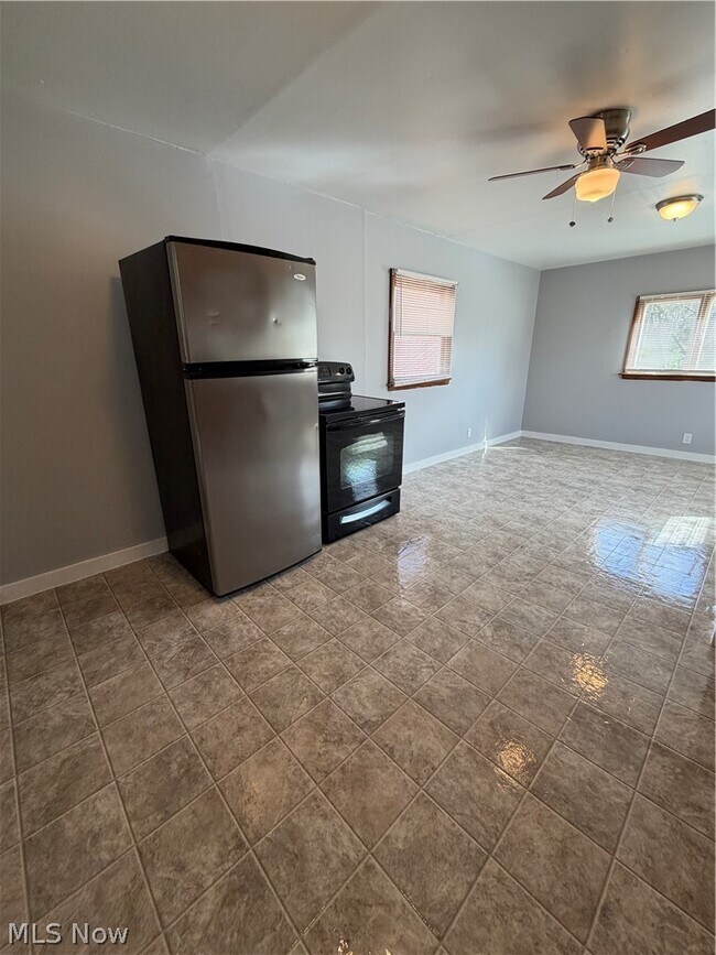 Foto del edificio - 155 Garfield Ave