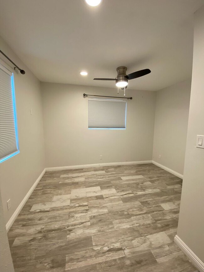 Foto del edificio - Charming one bedroom, one bath - back unit...