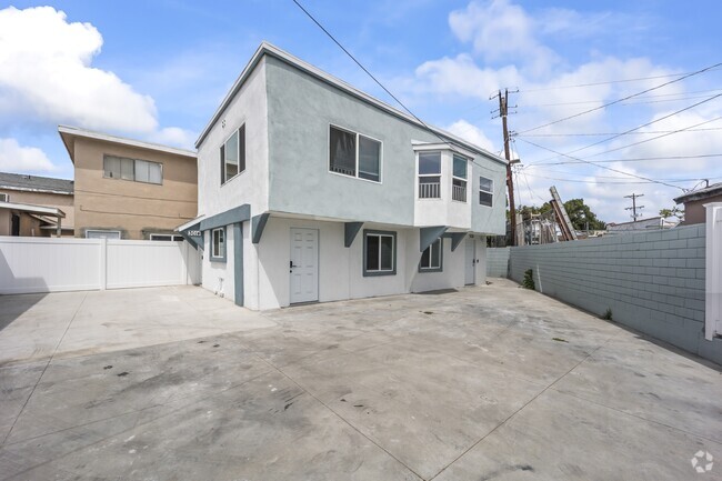 Building Photo - 3016 S West View St