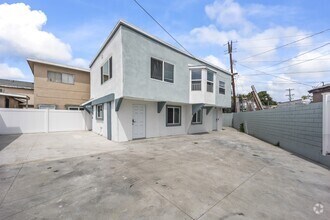 Building Photo - 3016 S West View St