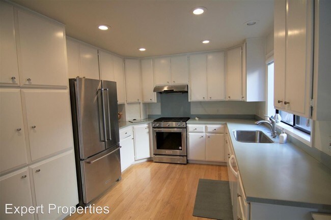 Building Photo - 3 br, 2 bath House - 258 Mt Echo Drive