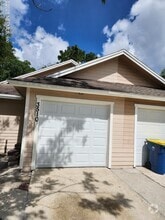 Building Photo - 3510 Rain Forest Dr W