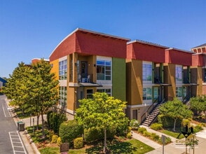 Building Photo - 797 Krypton Ct