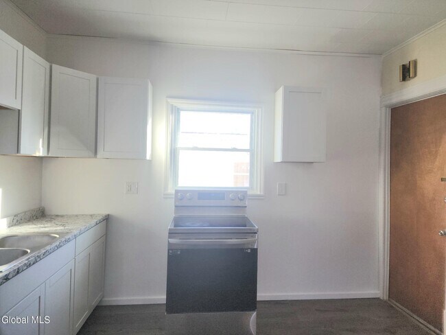 Foto del edificio - 1008 Helderberg Ave