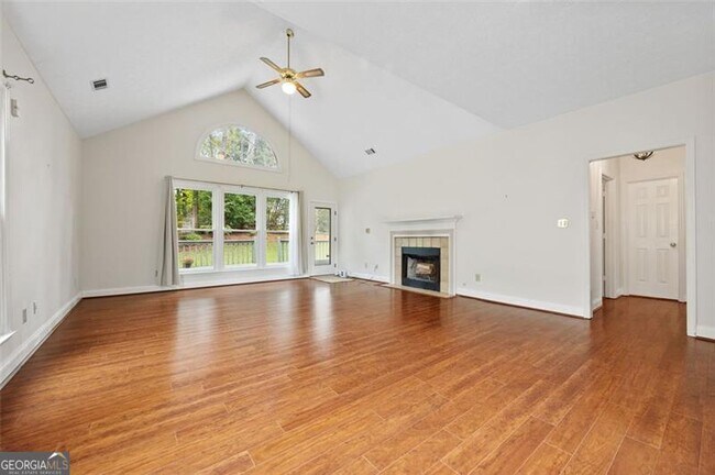 Foto del edificio - 7536 Stonebridge Bay Ct