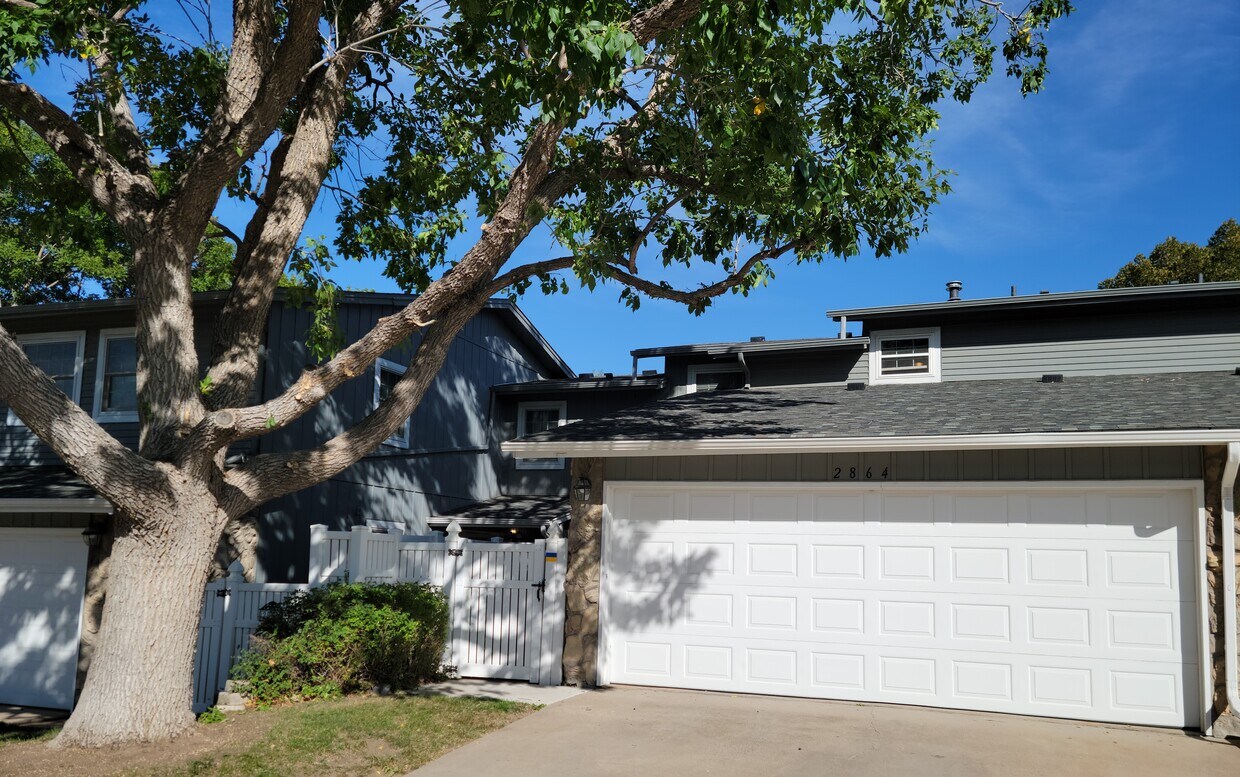 Foto principal - 2864 S Wheeling Way