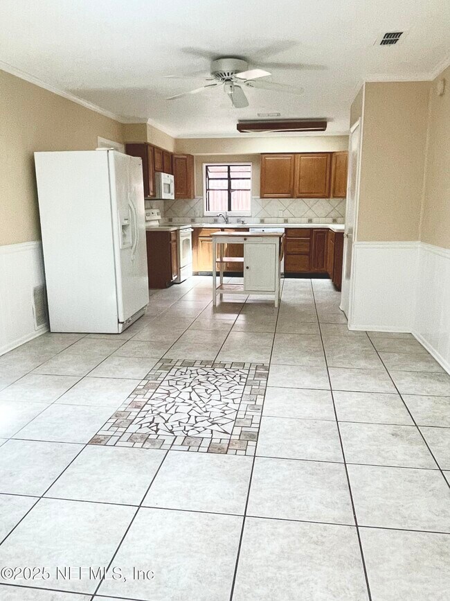 Building Photo - 3528 Jacona Dr