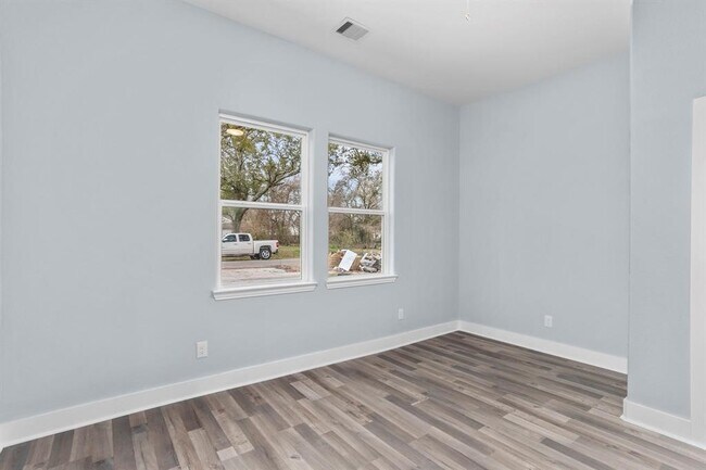 Foto del edificio - 1010 Junell St