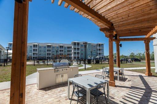 Building Photo - 5561 Post Oak Blvd