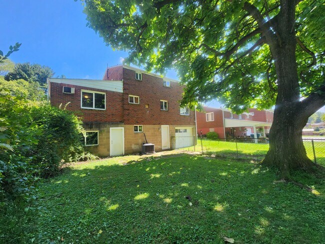 Foto del edificio - COMING SOON! This is a Lease-to-Own – Not ...