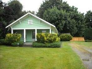 Building Photo - 6921 211th Pl NE