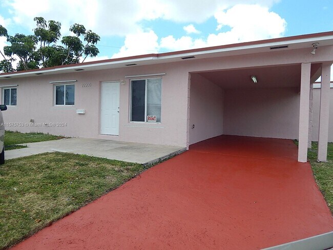 Building Photo - 22200 SW 112th Ct