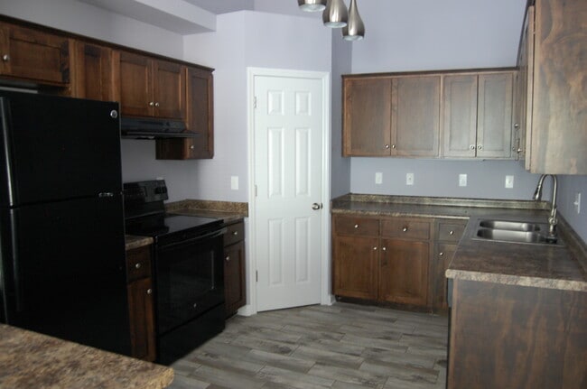 Building Photo - 3598 Cagney Dr