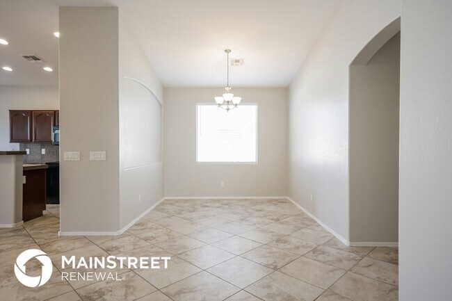 Foto del edificio - 42716 N 44th Dr