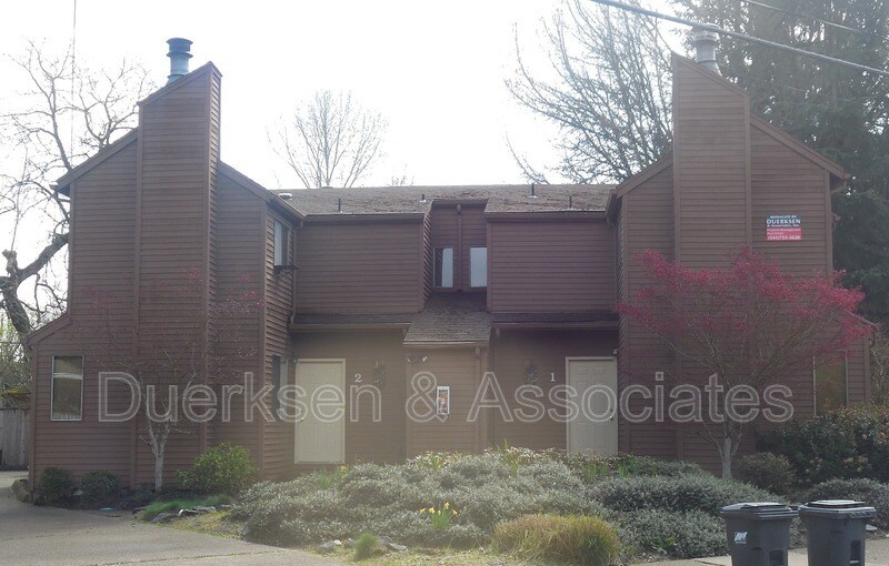 Primary Photo - 2451 NW Coolidge Way