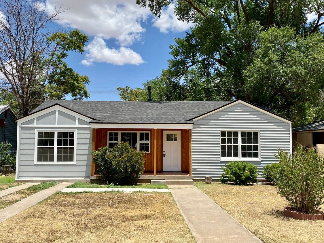 Primary Photo - Available for Move-in - Medical District