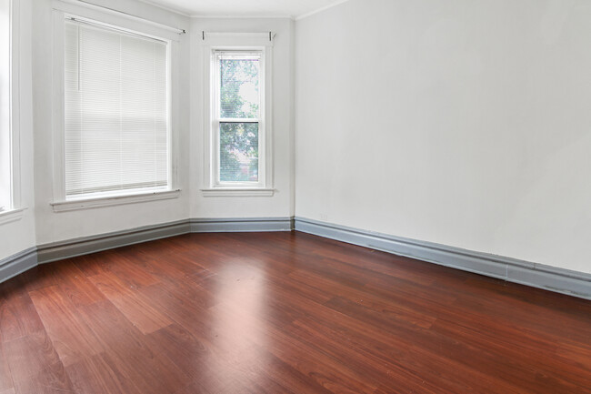 Building Photo - 3128 W 38th St