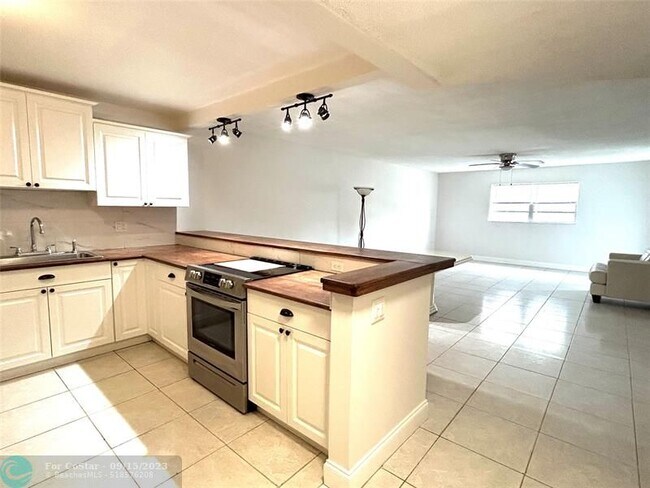 Foto del edificio - 22605 SW 66th Ave