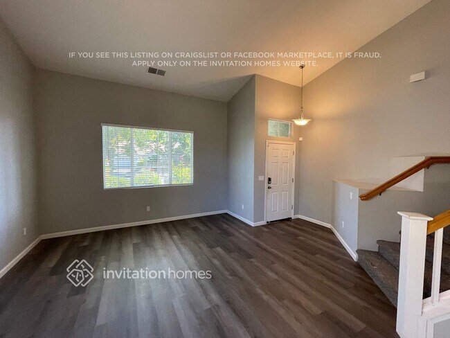 Building Photo - 472 Woodcrest Dr