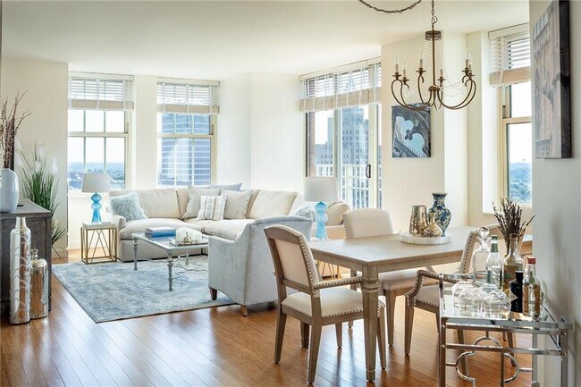 Foto del edificio - 1 W Exchange St