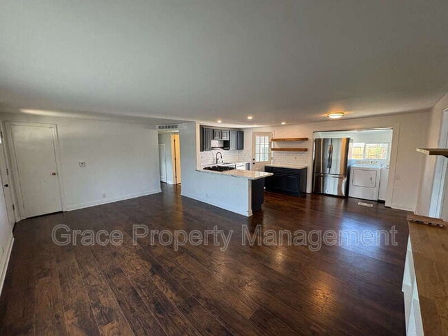 Building Photo - 1541 W 50th Ave