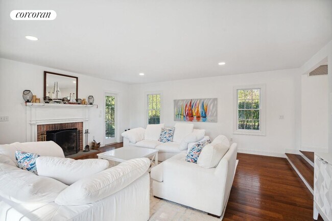 Foto del edificio - 215 Windmill Ln