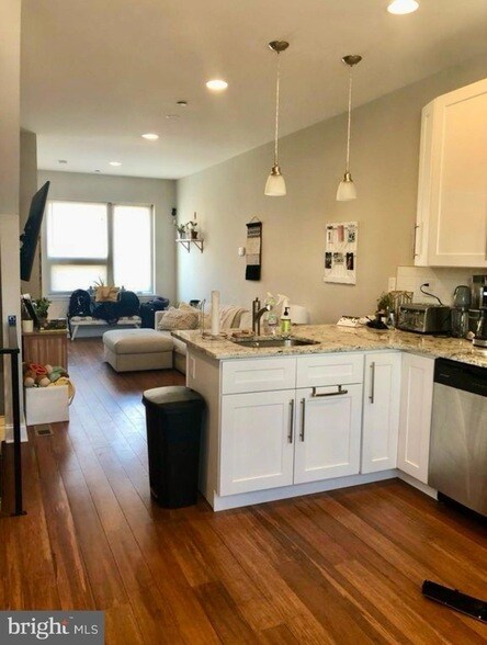 Foto principal - 2638-40 Ellsworth St