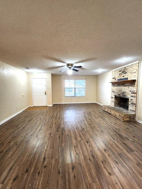 Foto del edificio - 3606 Bacon Ranch Rd