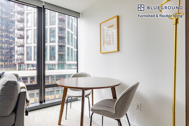 Building Photo - 399 Congress St