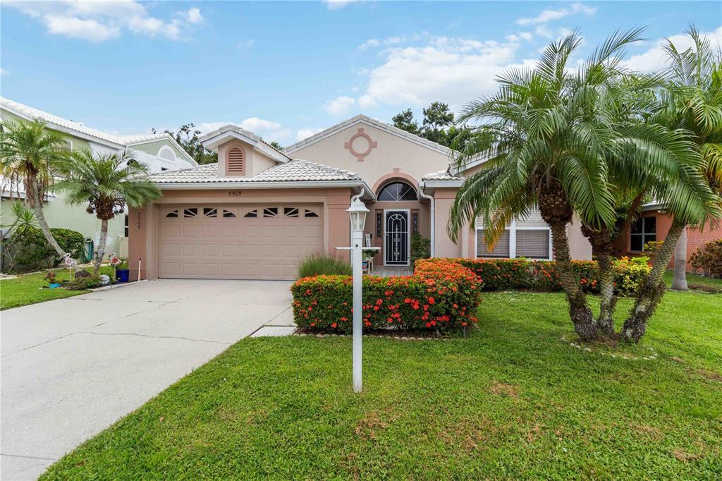 Foto principal - 5509 83rd Terrace E