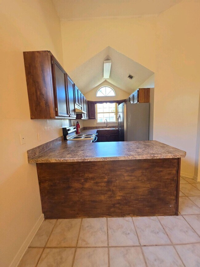 Foto del edificio - 427 Bristol Cove Rd