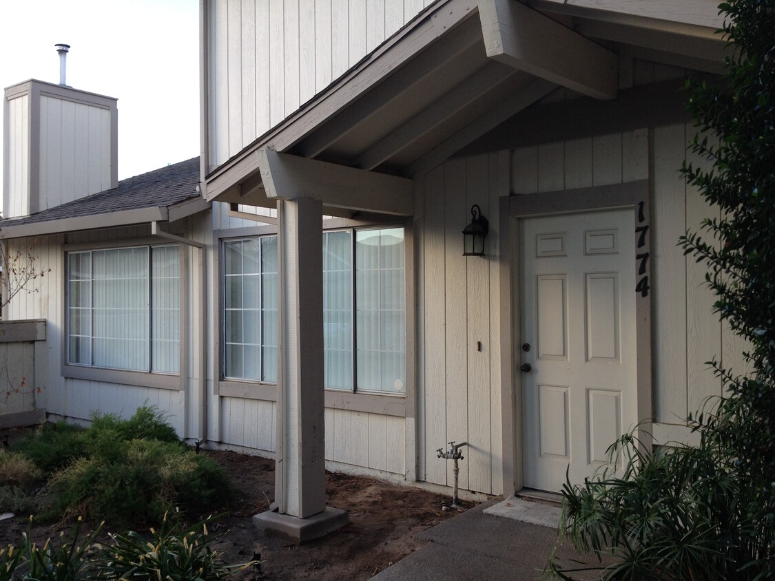 Primary Photo - 1774 Merced Ave