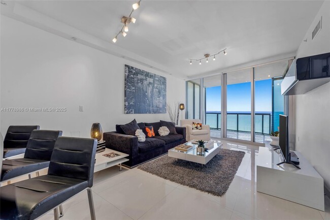 Building Photo - 17121 Collins Ave
