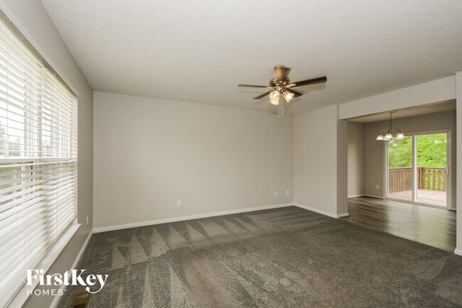 Building Photo - 10319 McCauley Dr