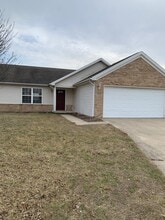 Building Photo - 2 bedroom and 2 bathroom property located in West Lafayette!
