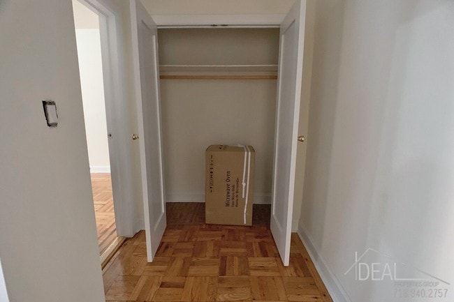 Building Photo - Lovely 1 BR in Bensonhurst!