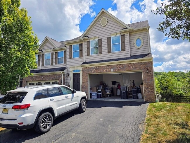 Building Photo - 809 Fairgate Drive