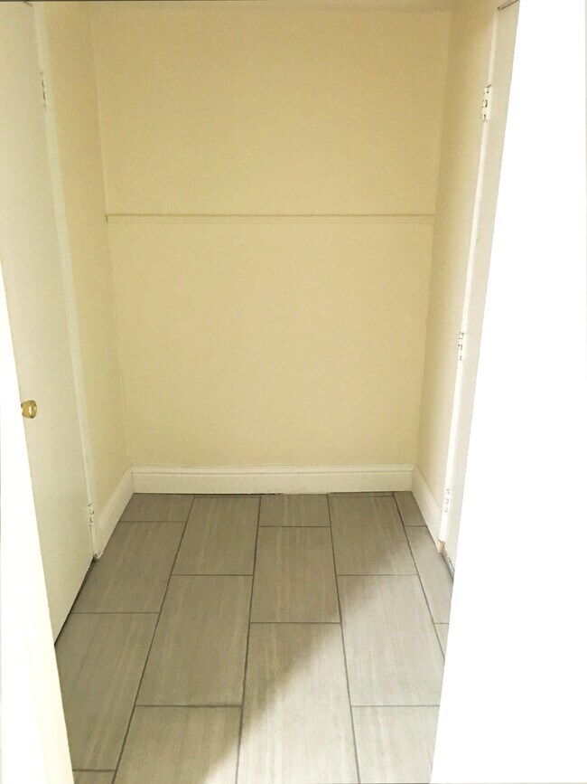 Foto del edificio - 1052 48th St